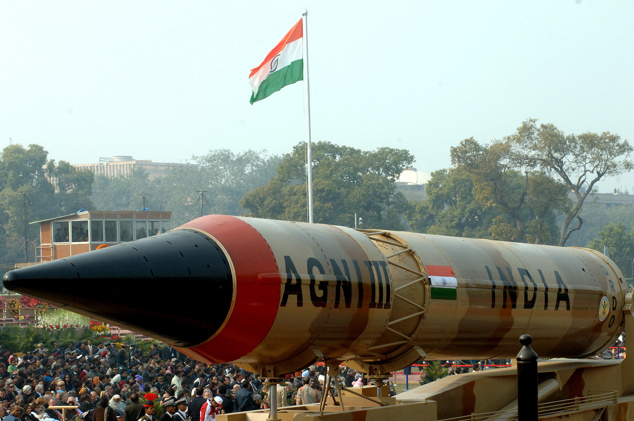 चीन से निपटने के लिए परमाणु जखीरा बढ़ा रहा भारत – अमेरिकी विशेषज्ञ