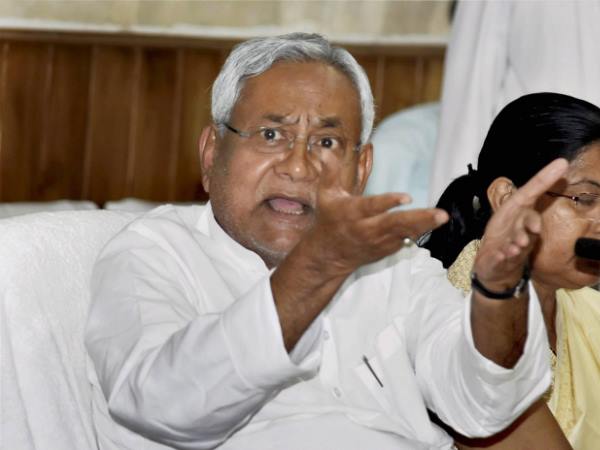 तेजस्वी पर RJD को दिया अल्टिमेटम खत्म, महागठबंधन टूटने के कयास तेज 