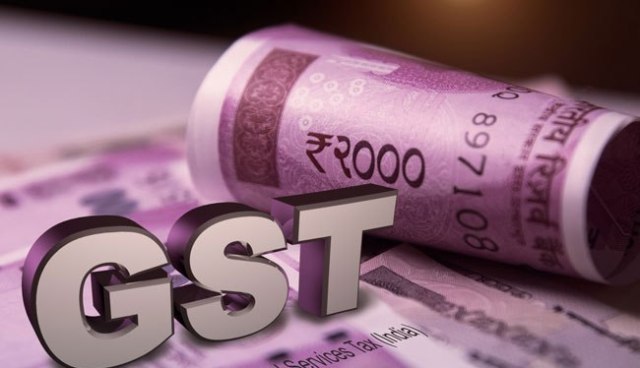 GST लागू होने के 15 दिनों में ही 11 फीसदी बढ़ा राजस्व