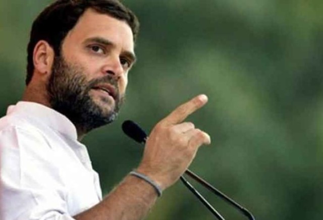 मोदी सरकार की गलत नीतियों की वजह से जल रहा कश्मीर – राहुल गांधी