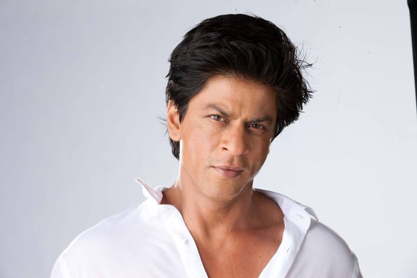 शाहरूख खान के खिलाफ भोपाल जिला कोर्ट ने जारी किया नोटिस