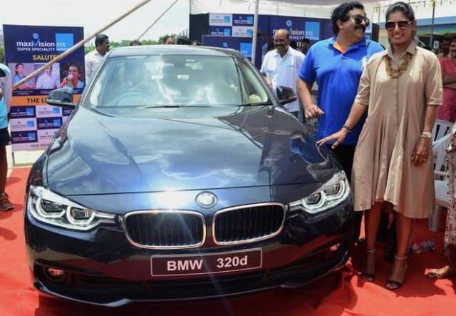 महिला क्रिकेट टीम की कप्तान मिताली राज को तोहफे में मिली BMW कार 