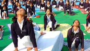 स्कूलों में योग अनिवार्य करने वाली याचिका सुप्रीम कोर्ट ने की खारिज