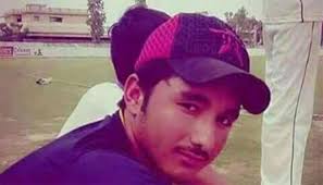 सिर पर गेंद लगने से पाकिस्तानी बल्लेबाज की मौत