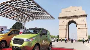 अब इलेक्ट्रिक कार से चलेगी मोदी सरकार