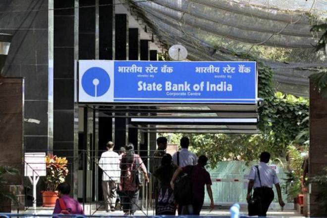 खुशखबरी, एसबीआई ने घटाई मिनिमम बैलेंस सीमा, पेनल्टी की कम और इनको दी छूट