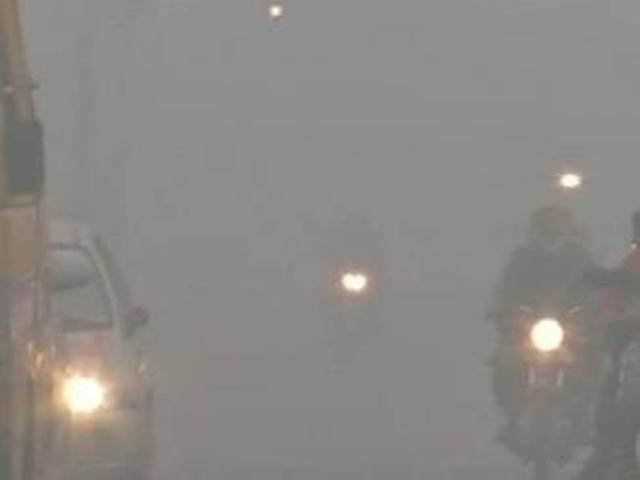 दिल्ली हुई दमघोंटू, जान पर भारी दिल्ली की एक सांस !