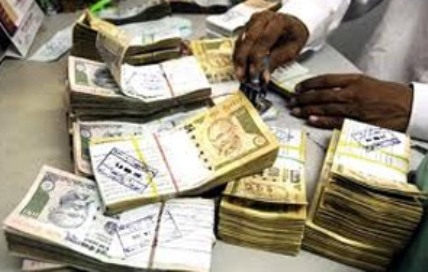 पुलिस के हाथ लगे चिटफंड कंपनियों के दो आरोपी