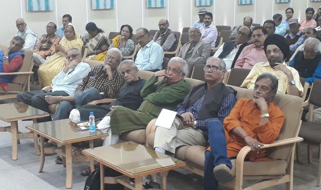 समाज सापेक्ष साहित्य का आदर्श है मुक्तिबोध की रचनाएं
