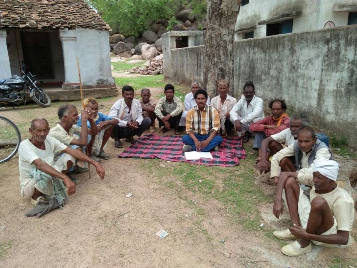 इस गांव ने आज तक बिजली नहीं देखी, लेकिन बिल हर महीने आता है