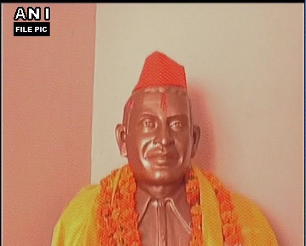 गोडसे की मूर्ति हटाने पर हिंदूमहासभा ने किया प्रदेशव्यापी आंदोलन का ऐलान