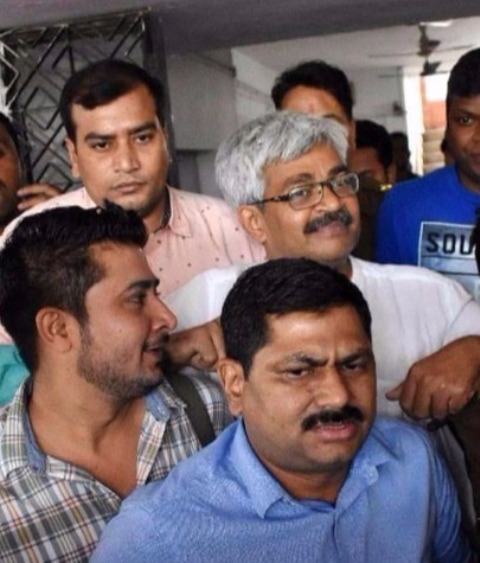 विजय भाटिया को क्यों मिला स्पेशल पॉवर, जाने क्यों घबराई पुलिस ?