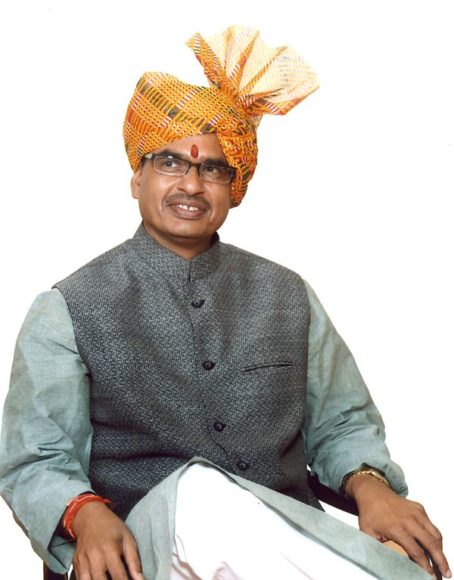 पद्मावती पर बैन को लेकर शिवराज को नोटिस