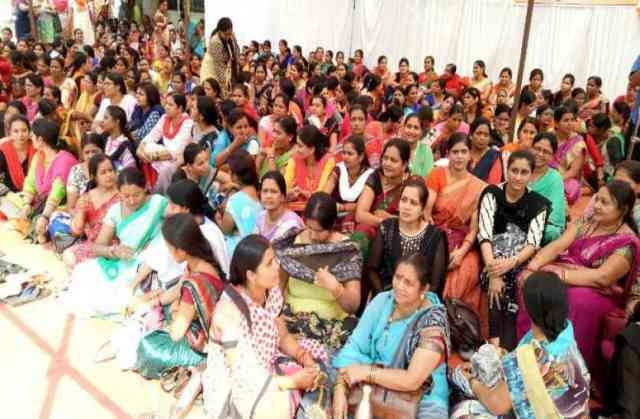 ”सोमवार तक काम पर नहीं लौटने वाले शिक्षाकर्मी होंगे बर्खास्त”