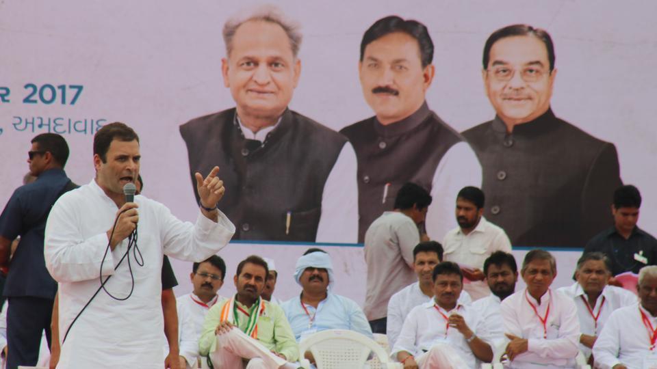 कांग्रेस प्रत्याशियों की तीसरी सूची  जारी,असंतोष और  बवाल जारी
