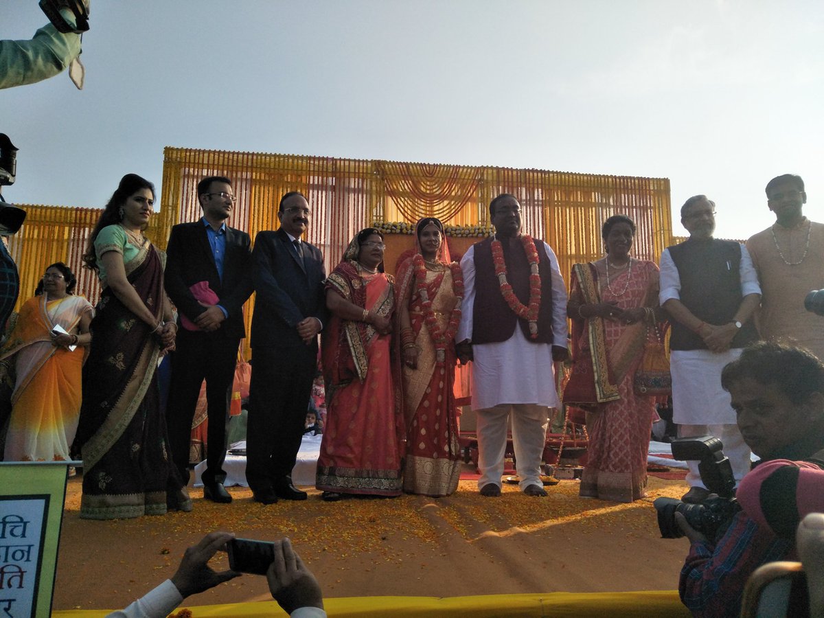 सुशील मोदी ने लालू यादव के बेटे की दुल्हन तलाशने के लिए शर्त रखी