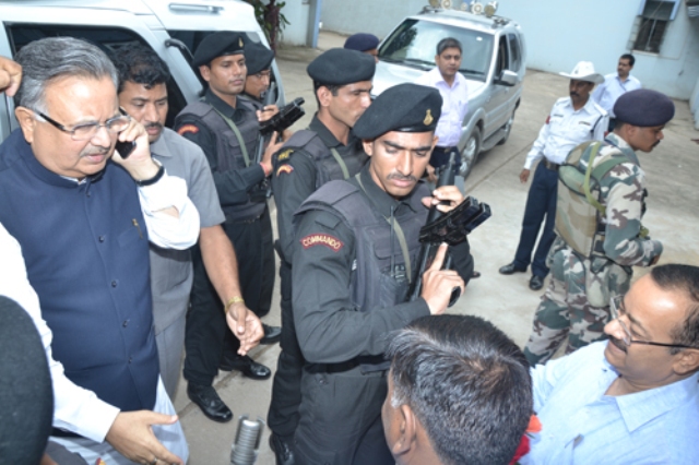 शिक्षाकर्मियों ने अपने विवेक से हड़ताल वापस ली- रमन सिंह