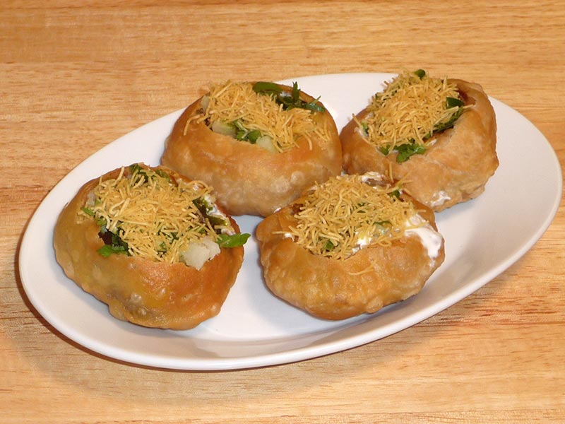 मूंग दाल की कचौरी