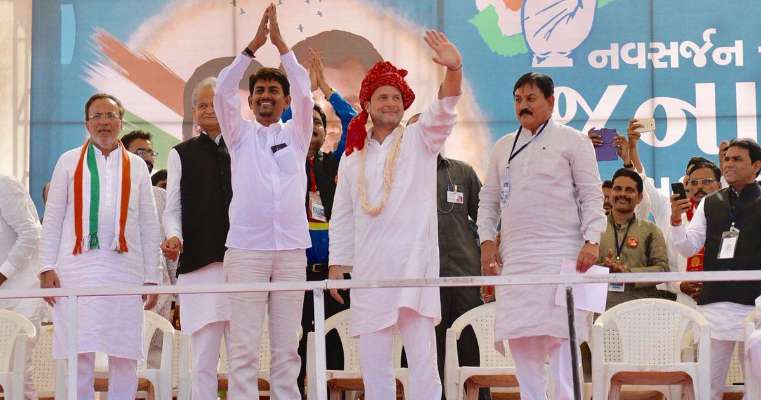 राहुल ने दलितों को लेकर पूछा पीएम मोदी से 14वां सवाल
