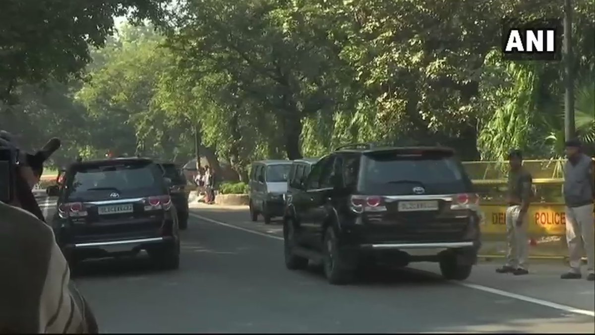 नतीजों के बाद देखें राहुल गांधी की पहली तस्वीरें, संसद पहुंचे