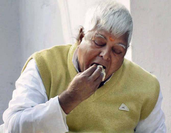 लालू के बनाये खाने की जेल में हो रही तारीफ