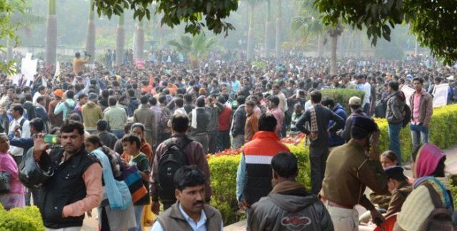 भोपाल में सरकार के खिलाफ विशाल सत्याग्रह,50 हजार लोग जुटने का दावा