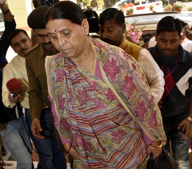 लालू के जेल जाने से बड़ी बहन को लगा सदमा, मौत