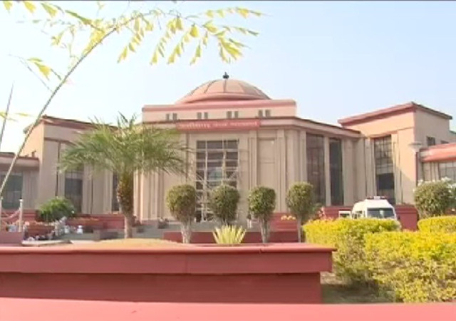 बिलासपुर हाईकोर्ट में फिर टली संसदीय सचिव मामले की सुनवाई