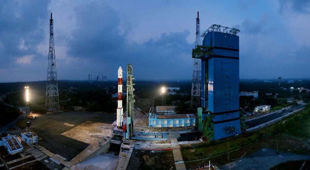 अांध्रप्रदेश के श्री हरिकोटा से अंतरिक्ष में 31 सैटेलाइट की लॉन्चिंग