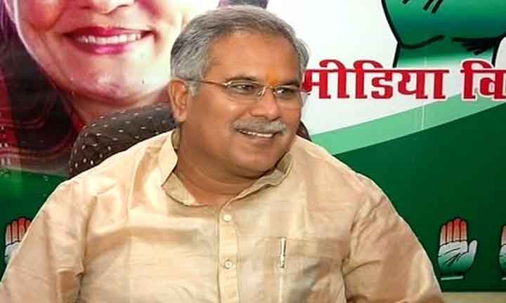 अभिषेक सिंह के लिए पकौड़े का ठेला लगा दें रमन सिंह -भूपेश बघेल