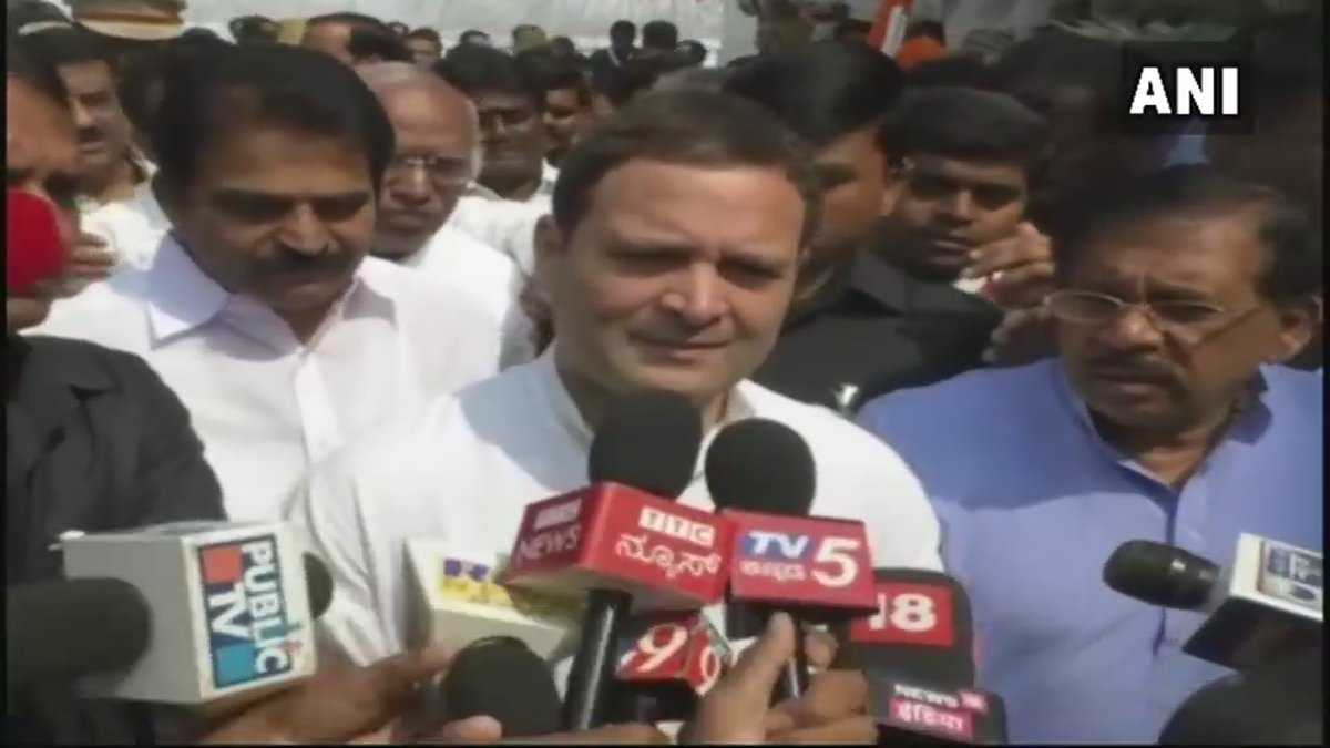 नोटबंदी का आइडिया संघ का था जिसे पीएम ने लागू किया – राहुल