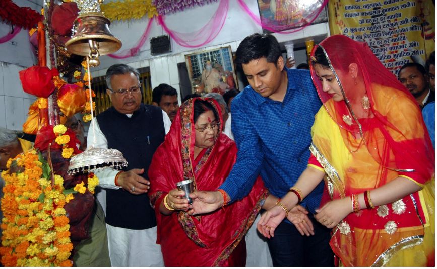महाशिवरात्रि के अवसर पर मुख्यमंत्री ने भोरमदेव मंदिर में की पूजा-अर्चना 