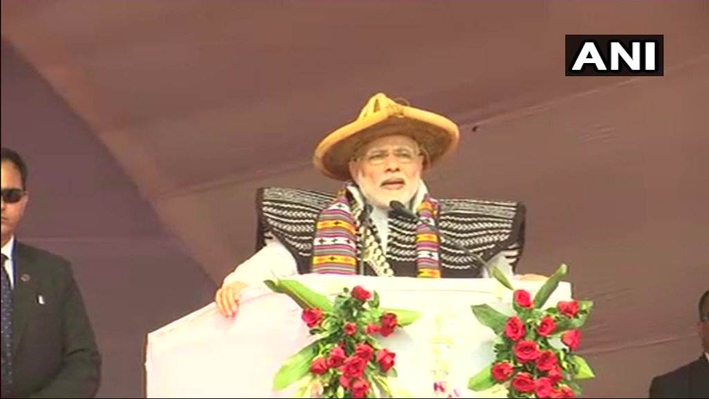 देश में पैसे की कमी नहीं लेकिन बाल्टी में छेद हो तो पानी कैसे भरे-मोदी