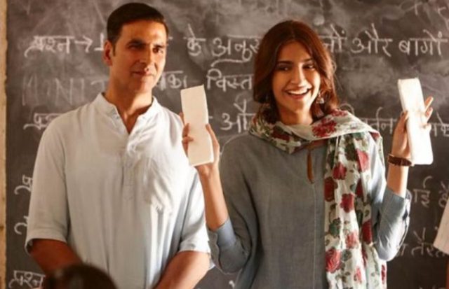 छत्तीसगढ़ के गावों में नि:शुल्क दिखाया जाएगा फिल्म पैडमैन, फ्री स्क्रीनिंग का फैसला