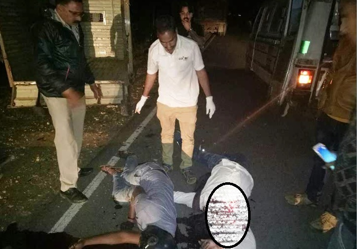 बलरामपुर: खड़े ट्रक में घुसे बाइक सवार मामा-भांजे, मौत