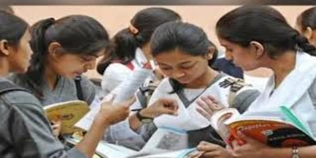 बिना मान्यता के संचालित 54 स्कूल ब्लैक लिस्टेड घोषित, तालाबंदी के निर्देश
