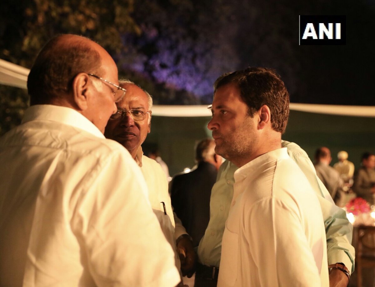 सोनिया गांधी निवास में हुआ रात्रि भोज  बीस राजनीतिक पार्टियों के साथ बनी आगे की रणनीति