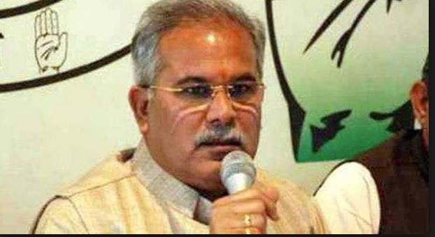 बघेल का सवाल आखिर क्यों सरोज पांडेय ने नामांकन में लिखा राजेश मूणत के घर का पता