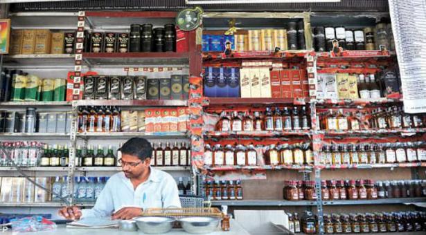 शराब कारोबारियों को खाद्य एवं औषधीय विभाग से लेना होगा लाइसेंस