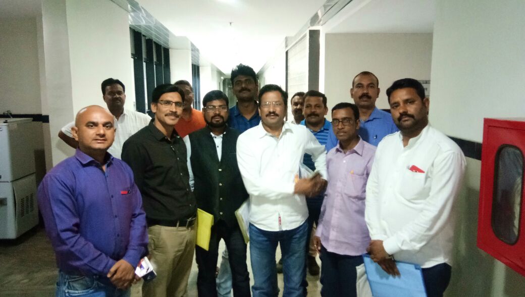 छत्तीसगढ़ में शिक्षाकर्मी आर-पार की लड़ाई के मूड में, 24 अप्रैल को महाबैठक में तय होगी रणनीति