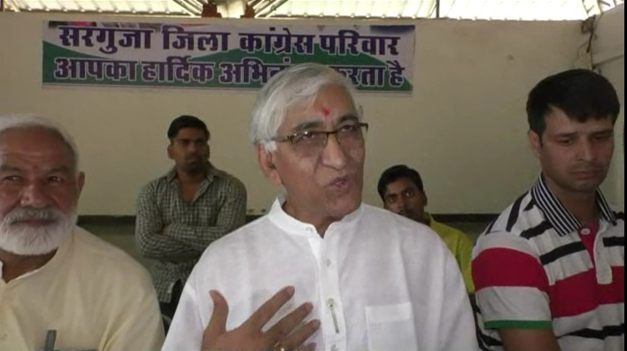 टीएस सिंहदेव के बदले सुर, खुद को मुख्यमंत्री पद का दावेदार बताने वाले बयान से पलटे