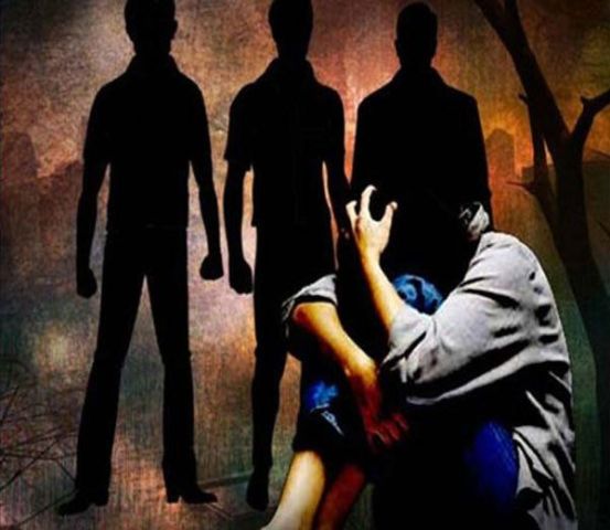 ग्रेटर नोएडा में 11वीं की छात्रा से गैंगरेप, कार में 11 घंटे कैद रही छात्रा