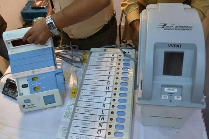 कर्नाटक चुनाव से पहले लॉन्च होगा EVM का नया मॉडल  ‘मार्क 3’