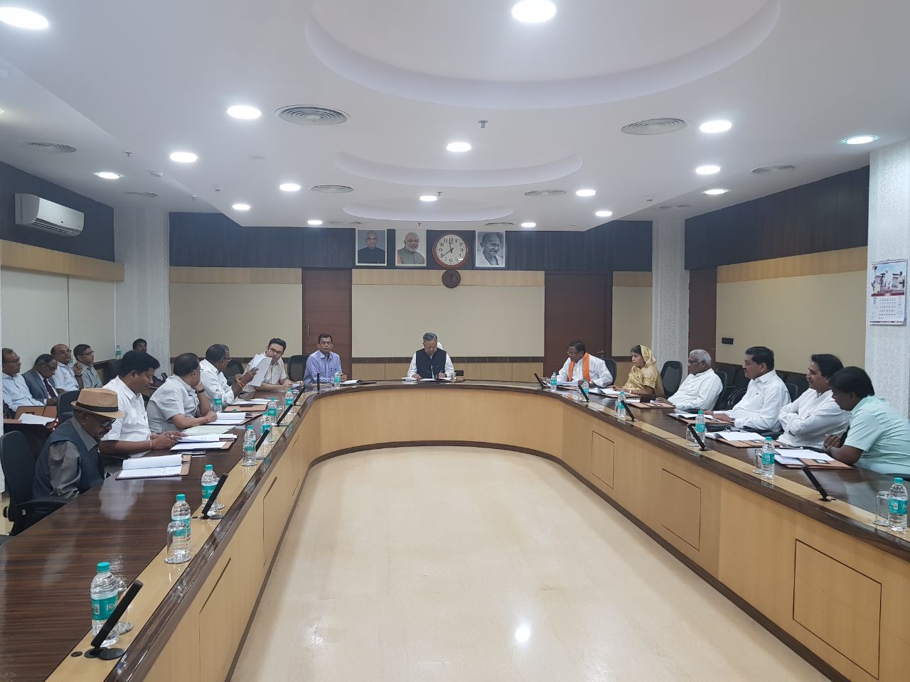 जबरिया रिटायर किए गए IAS-IPS सहित अन्य अफसरों की बहाली आवेदन पर विचार के लिए कमेटी