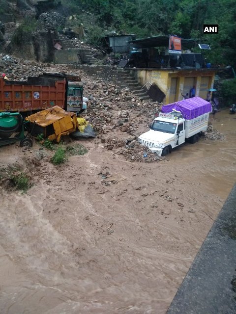 राजस्थान में आंधी-तूफान ने मचाई तबाही, 22 लोगों की मौत