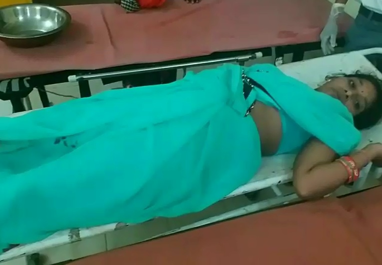 महिला ने बस में दिया बच्चे को जन्म, यात्रियों ने ताली बजाकर किया नवजात का स्वागत…