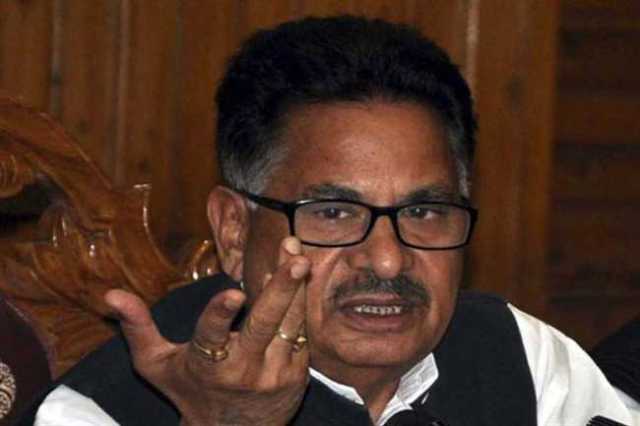 पुनिया ने कहा-‘ये सिर्फ विकास की हवा बना रहे’, रमन ने ली चुटकी-‘मौसम आया है, अब सब आएंगे’