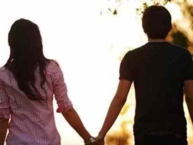 शादी लायक नहीं है उम्र, तो लिव इन रिलेशनशिप में रहें- सुप्रीम कोर्ट