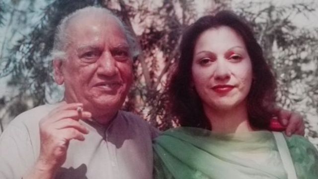 फैज़ अहमद फैज़ की बेटी को दिल्ली में कार्यक्रम में शामिल होने से रोका गया, विवाद