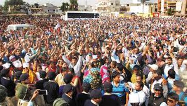 प्रदेशभर में ‘चाय पे संविलियन चर्चा’ कर रहे शिक्षाकर्मी, आज यहां हुई बैठक